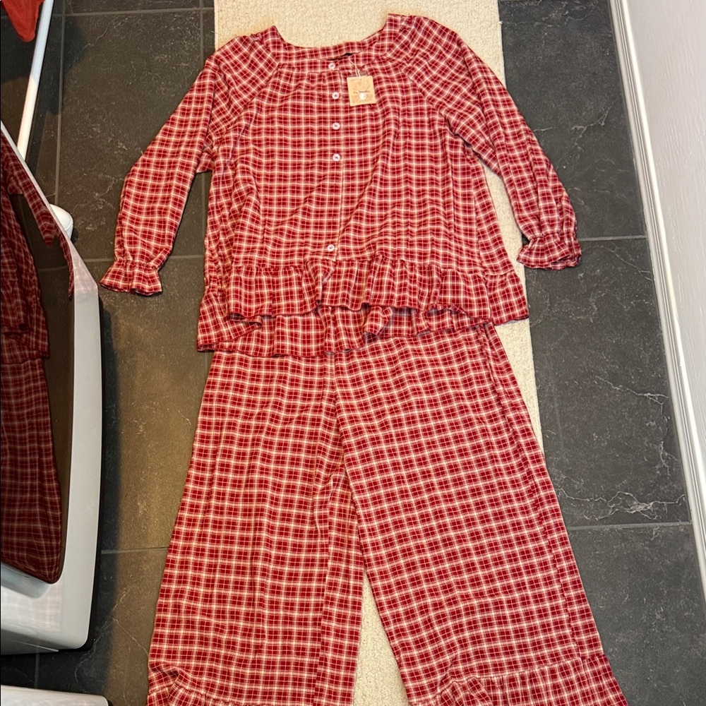 BloomChic Red Plaid Women’s Pajama Set